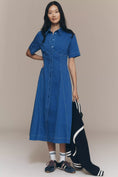 Load image into Gallery viewer, Exquise Short-Sleeve Seamed Pleated Midi Dress