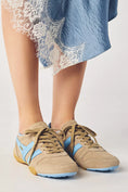 Load image into Gallery viewer, Gola Exclusive Chase Sneakers