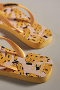 Load image into Gallery viewer, Havaianas x Farm Rio Thong Sandals
