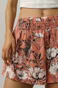 Load image into Gallery viewer, The Somerset Shorts: Linen Edition