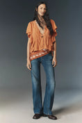 Load image into Gallery viewer, Pilcro Low-Rise Flared Jeans