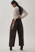 Load image into Gallery viewer, The Kenna Mid-Rise Heritage Barrel Jeans by Pilcro