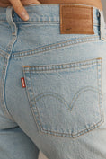 Load image into Gallery viewer, Levi's 501 High-Rise Crop Straight-Leg Jeans