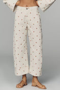 Load image into Gallery viewer, The Kayden Embroidered Carpenter Barrel Jeans by Pilcro
