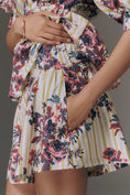 Load image into Gallery viewer, The Somerset Printed Linen Cotton Shorts
