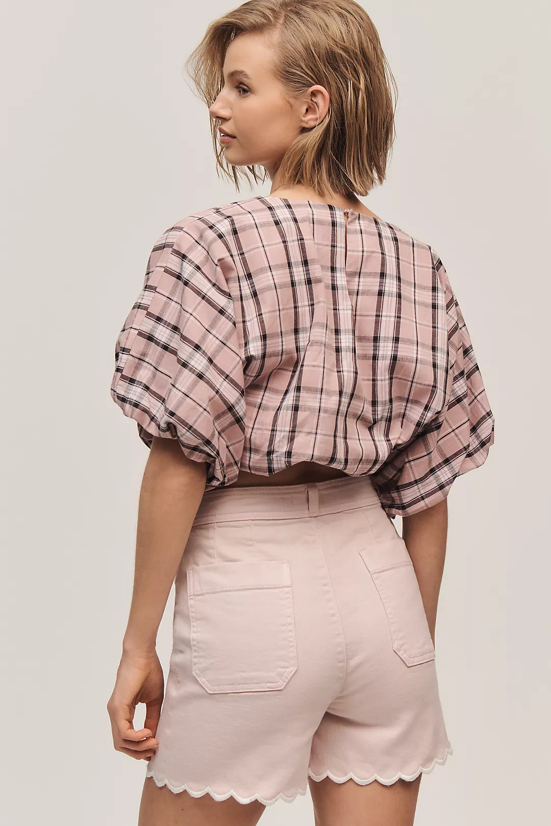 The Ettie High-Rise Scallop Hem Shorts by Maeve