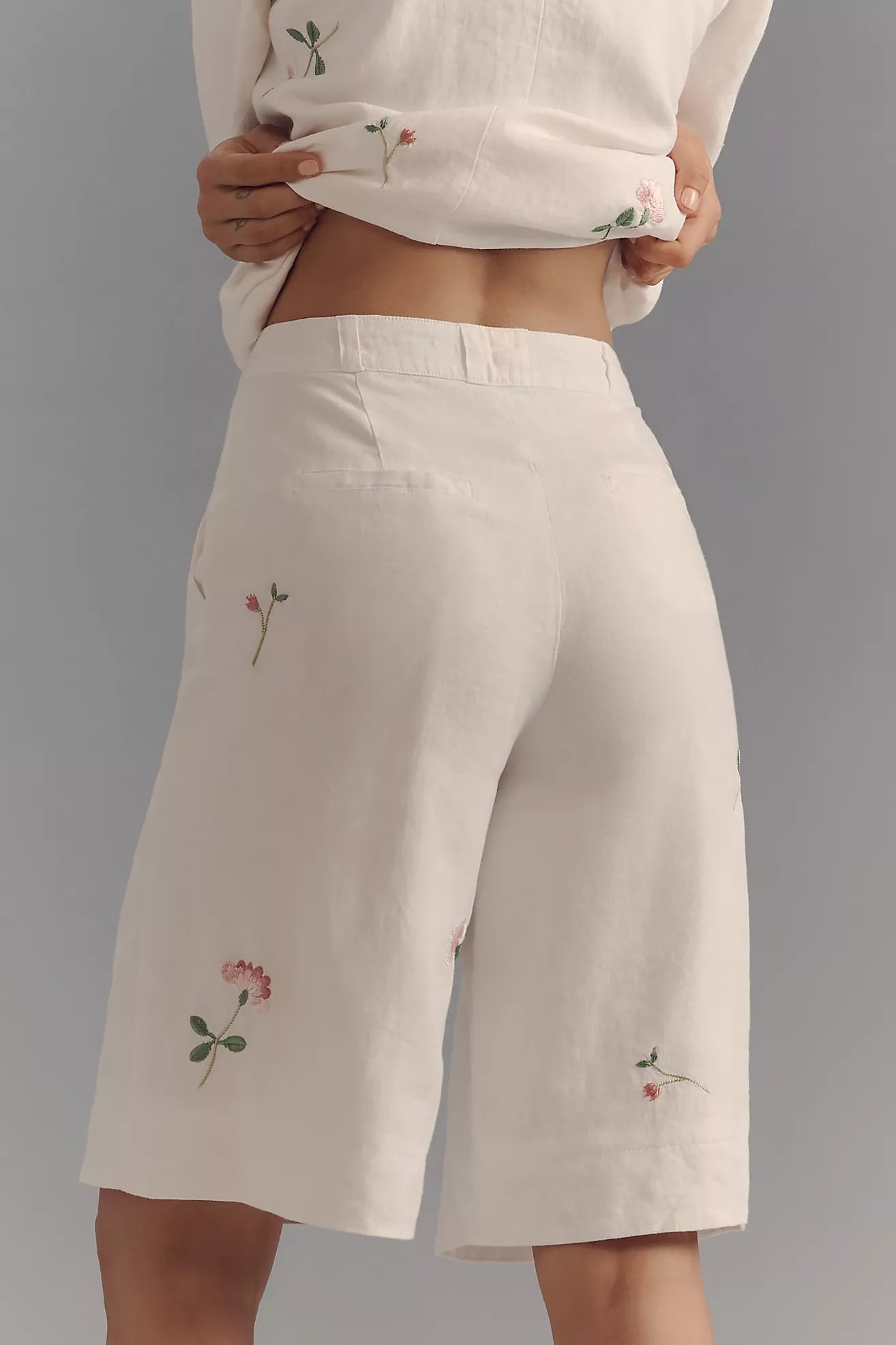 By Anthropologie Linen Embroidered Relaxed Bermuda Shorts