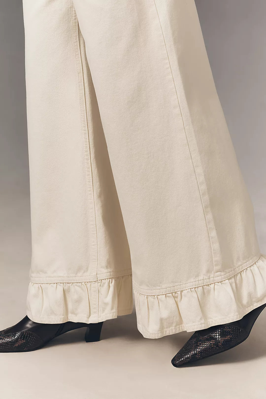 Pilcro Scandi Mid-Rise Wide Leg Jeans