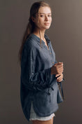 Load image into Gallery viewer, Pilcro Cinched-Sleeve Buttondown Top

