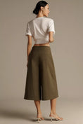 Load image into Gallery viewer, Exquise Belted Culotte Pants
