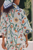 Load image into Gallery viewer, Celandine Linen Buttondown Shirt
