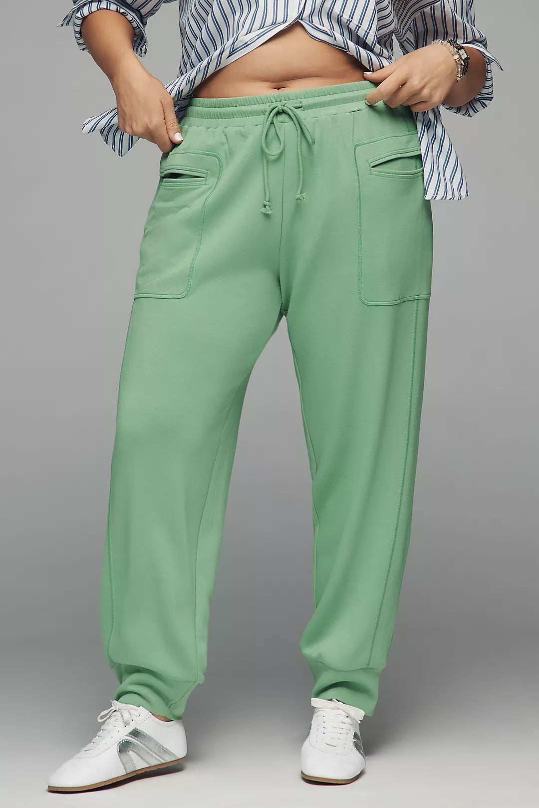 Daily Practice Cargo Sweatpants in Willow