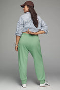 Load image into Gallery viewer, Daily Practice Cargo Sweatpants in Willow
