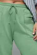 Load image into Gallery viewer, Daily Practice Cargo Sweatpants in Willow
