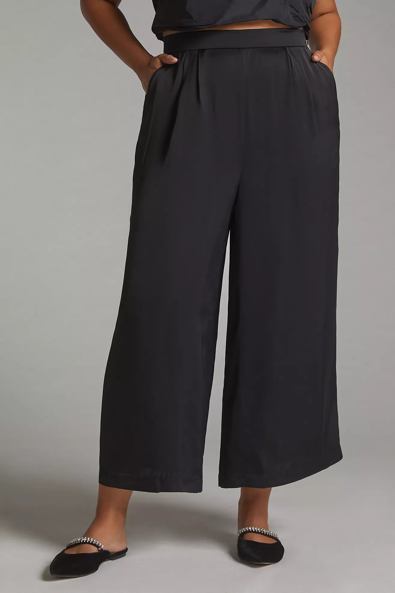 Bow Tie Wide-Leg Pant Set - EUC
