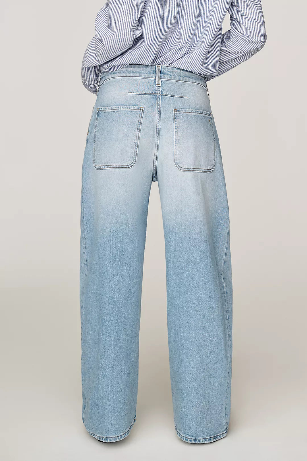 Pilcro Kayden High-Rise Carpenter Barrel Jeans