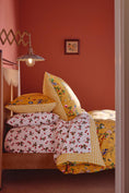 Load image into Gallery viewer, Maeve Organic Sateen Sheet Set - Twin
