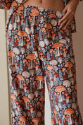 Load image into Gallery viewer, By Anthropologie Flannel Pyjama Bottoms
