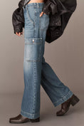 Load image into Gallery viewer, Pilcro Mid-Rise Cargo Jeans
