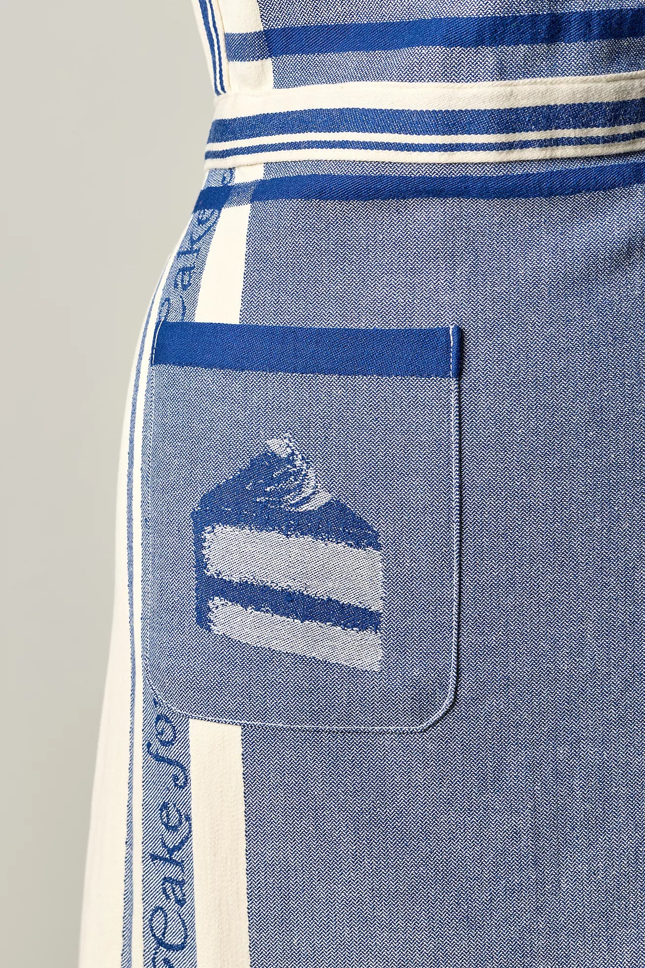 Ariane Jacquard Apron