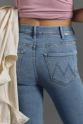 Load image into Gallery viewer, MOTHER The Pixie Hustler High-Rise Ankle Fray Jeans
