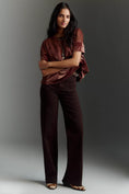 Load image into Gallery viewer, En Elly Velvet Scallop Top
