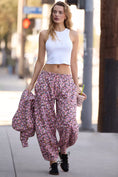 Load image into Gallery viewer, Daily Practice by Anthropologie Zola Joggers: Printed Edition
