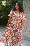 Load image into Gallery viewer, The Somerset Maxi Dress

