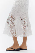 Load image into Gallery viewer, Avec Les Filles Flared Lace Midi Skirt
