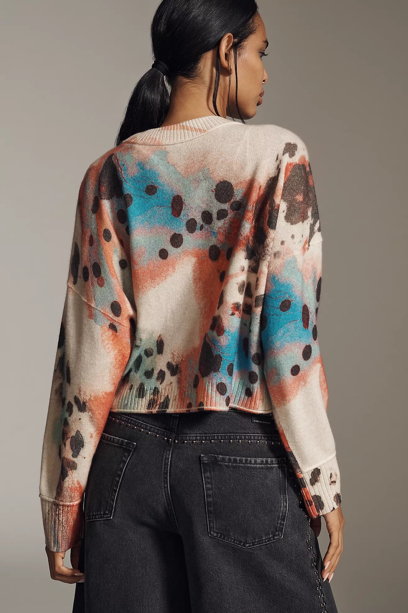 The Goldie Cashmere Long-Sleeve Crew-Neck Sweater
