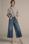 Load image into Gallery viewer, The Adi Crop Mid-Rise Flare Jeans by Pilcro

