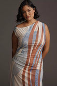Load image into Gallery viewer, SOVERE Hunter Plus Off-The-Shoulder Maxi Dress
